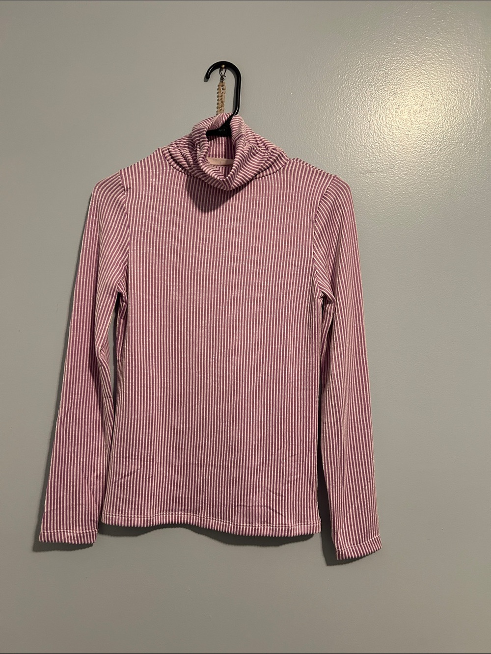 Zenana Outfitters Pink and White Ribbed Long Sleeve Turtleneck